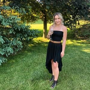 Meet your Posher, Melissa